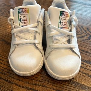 Sold 🚫Adidas white Stan smith toddler sneakers size 9